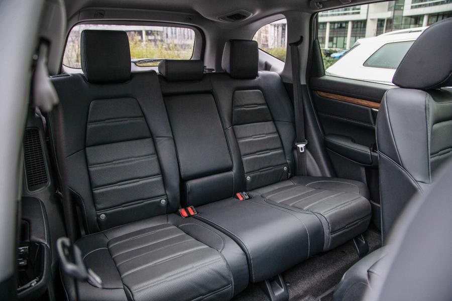 Интерьер Honda CR-V Origin Edition 2018 года  (фото 24 из 27)